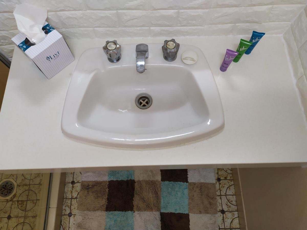 Toukley Motel מראה חיצוני תמונה